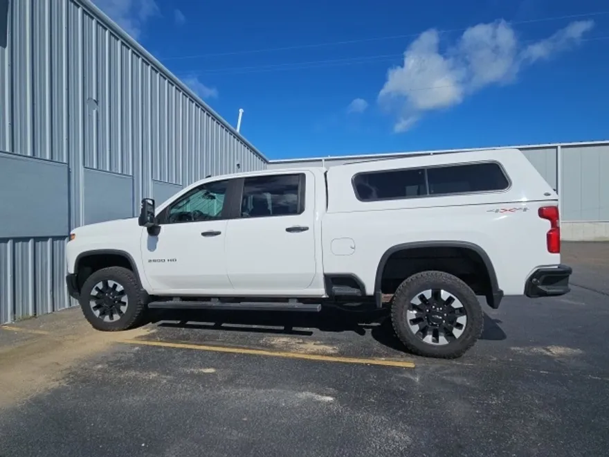 2020 Chevrolet Silverado 2500HD Custom photo 1