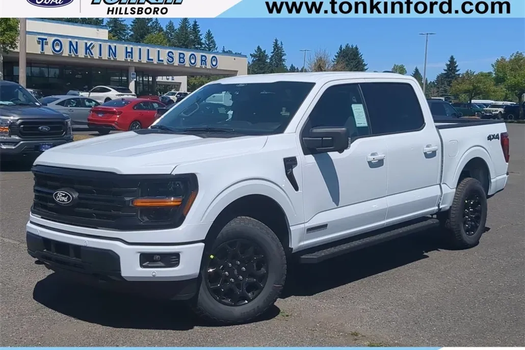 2025 Ford F-150 XLT photo 1