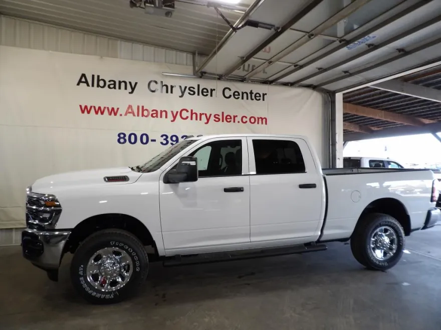 2025 Ram 3500 Tradesman photo 1