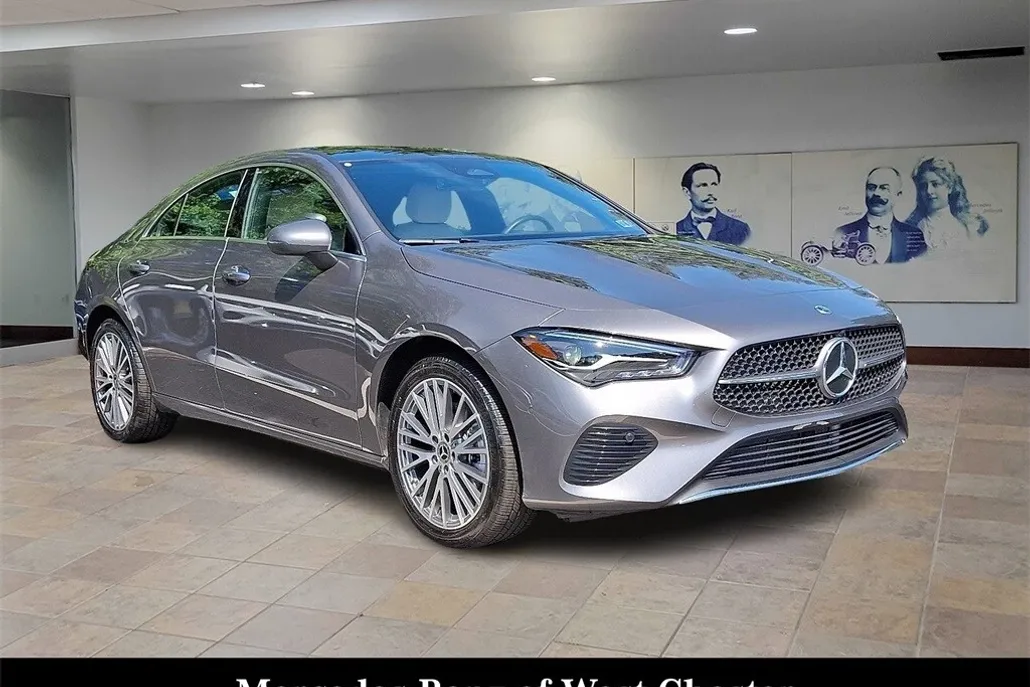 2025 Mercedes Benz CLA 250 4MATIC photo 1