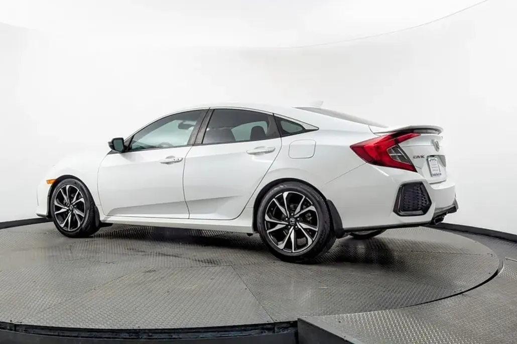 2018 Honda Civic Si photo 1