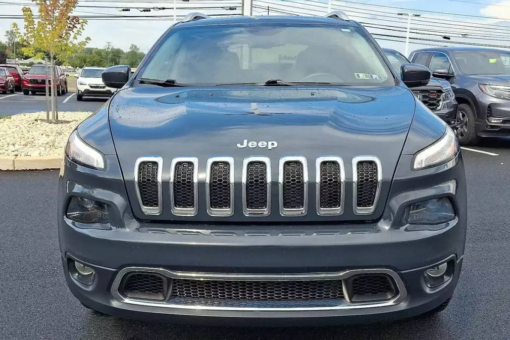 2018 Jeep Cherokee Limited photo 1