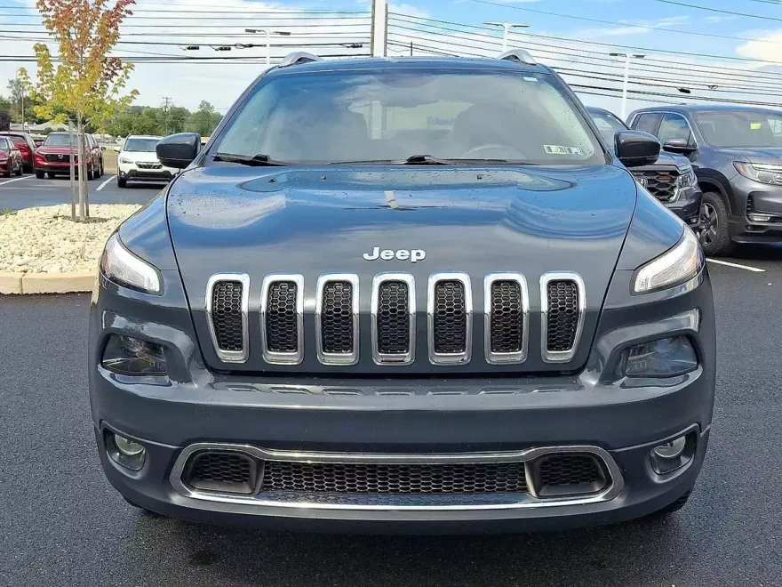 2018 Jeep Cherokee Limited photo 1