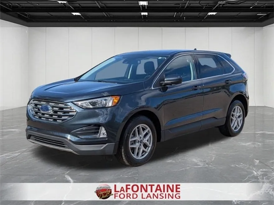 2022 Ford Edge SEL photo 1