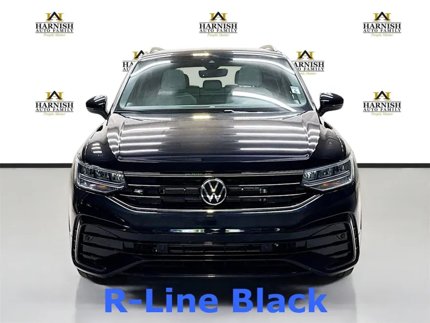 2023 Volkswagen Tiguan SE R-Line Black photo 1