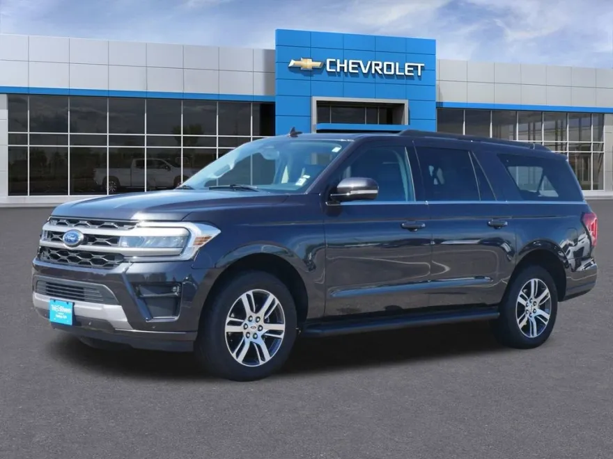 2024 Ford Expedition MAX XLT photo 1