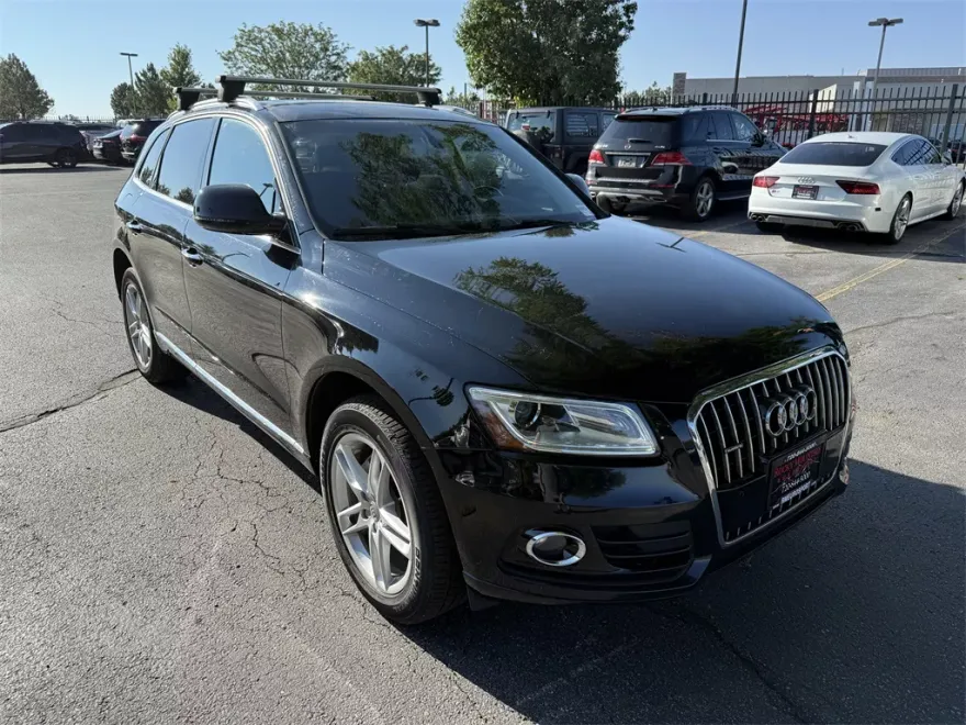 2017 Audi Q5 2.0T Premium Plus photo 1