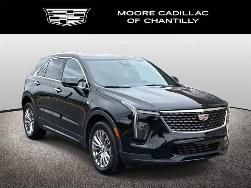 2025 Cadillac XT4 Premium Luxury photo 1