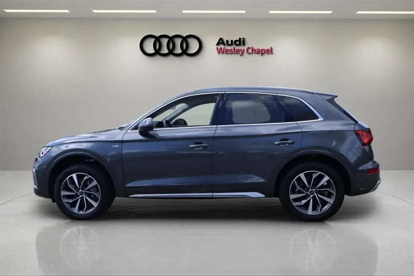 2025 Audi Q5 45 S line Premium Plus photo 1