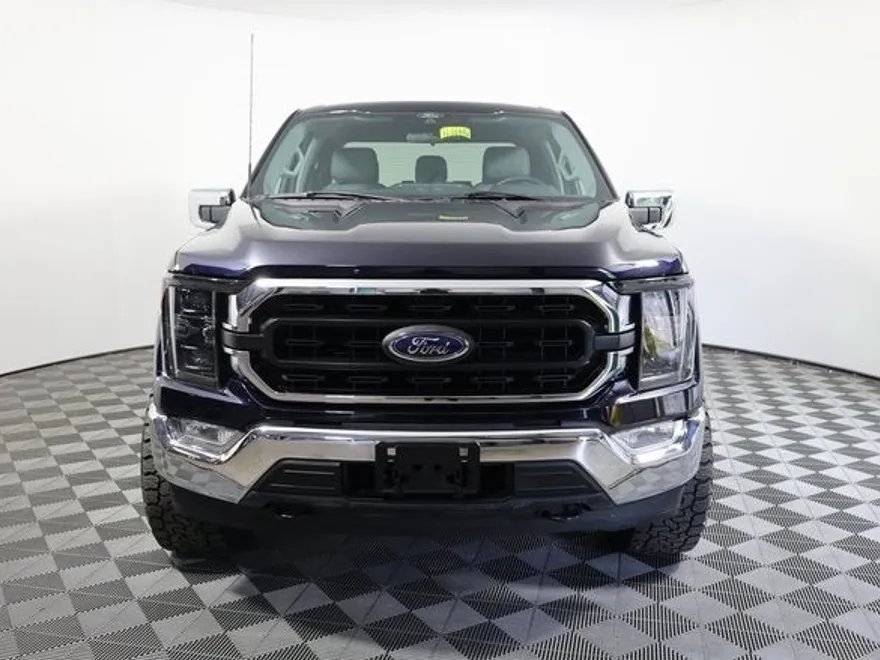 2021 Ford F-150 XLT photo 1