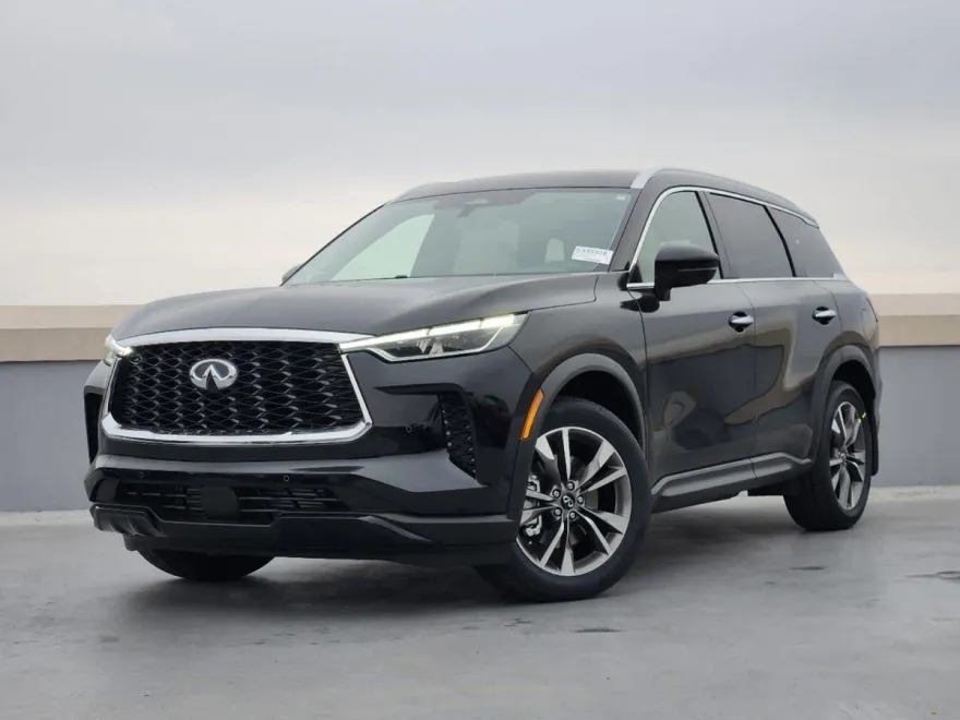 2025 Infiniti QX60 Luxe photo 1