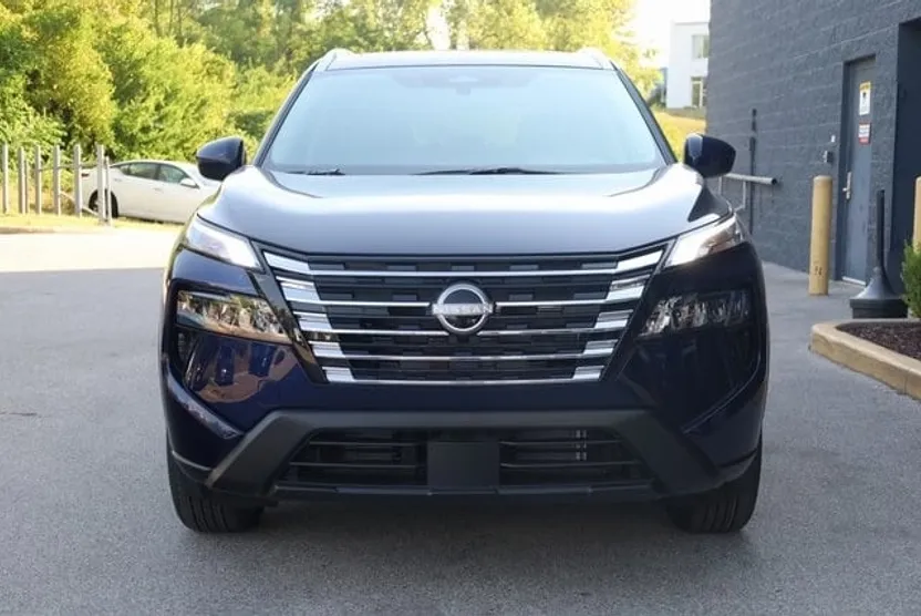 2026 Nissan Rogue SV photo 1
