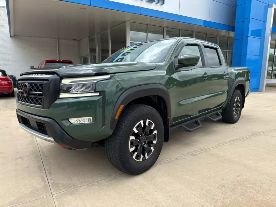 2023 Nissan Frontier PRO-4X photo 1