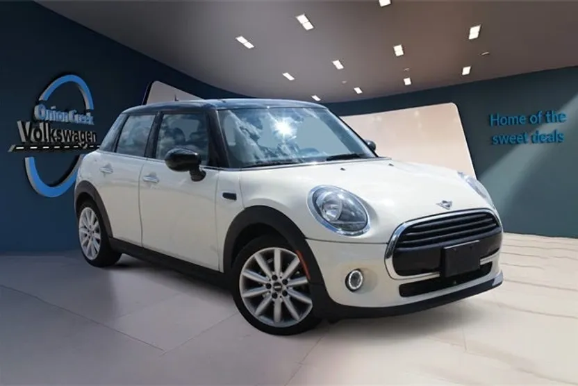 2020 Mini Cooper 4 Door Hardtop Oxford Edition photo 1