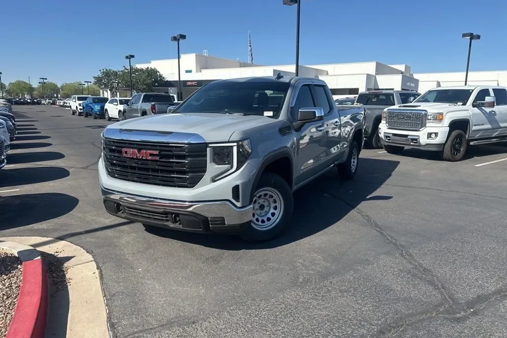2025 Gmc Sierra 1500 Pro photo 1