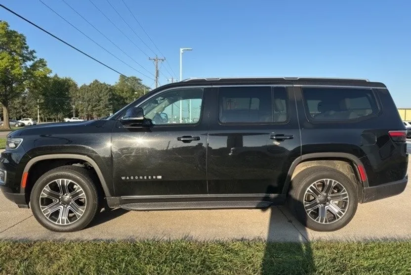 2022 Jeep Wagoneer Series III photo 1