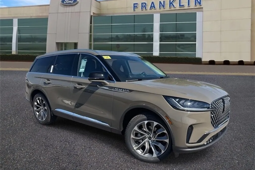 2025 Lincoln Aviator Premiere photo 1