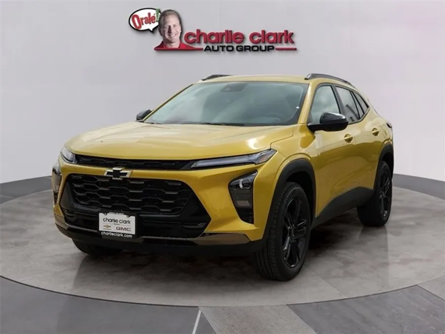 2025 Chevrolet Trax ACTIV photo 1