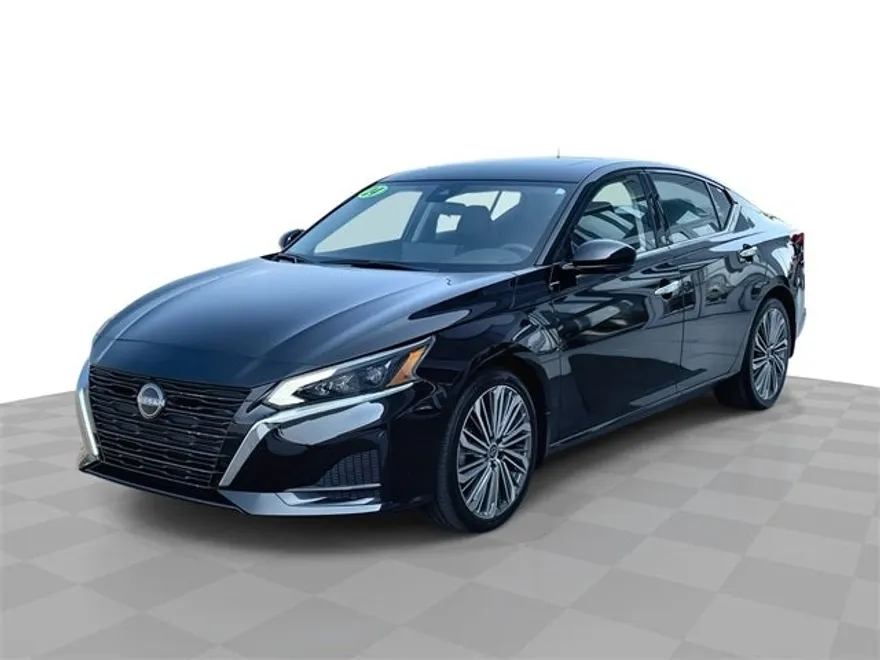 2024 Nissan Altima 2.5 SL photo 1