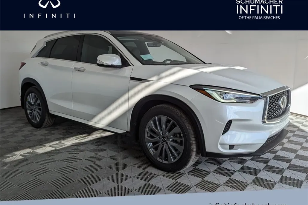 2025 Infiniti QX50 Luxe AWD photo 1