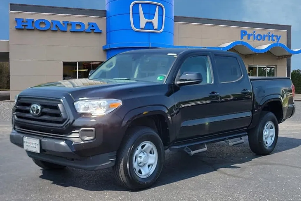 2022 Toyota Tacoma SR photo 1