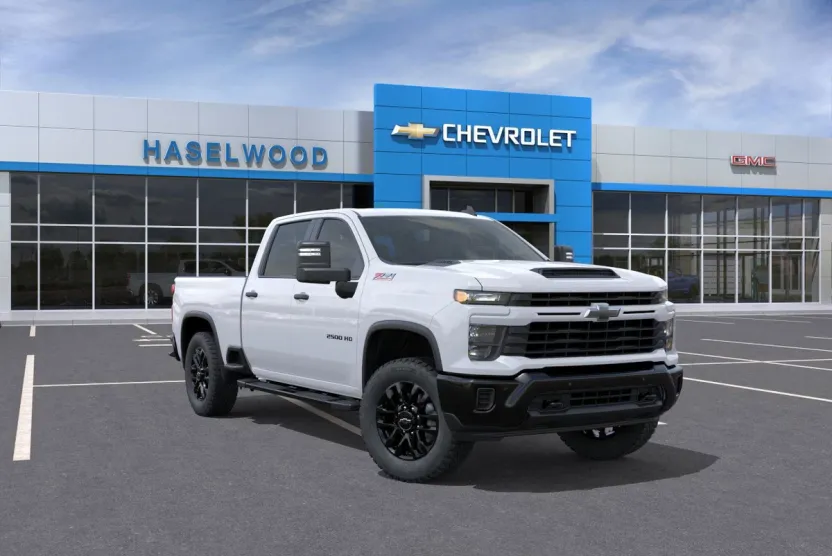 2026 Chevrolet Silverado 2500HD Custom photo 1