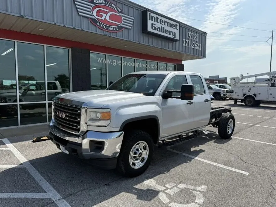 2015 Gmc Sierra Base photo 1
