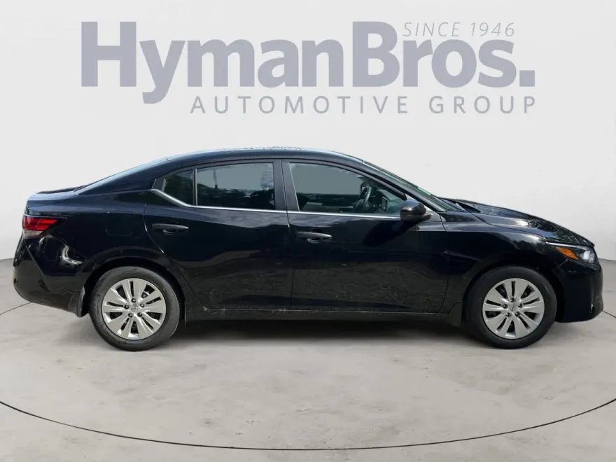 2025 Nissan Sentra S photo 1
