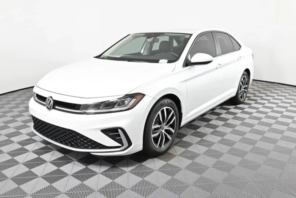 2025 Volkswagen Jetta 1.5T SE photo 1
