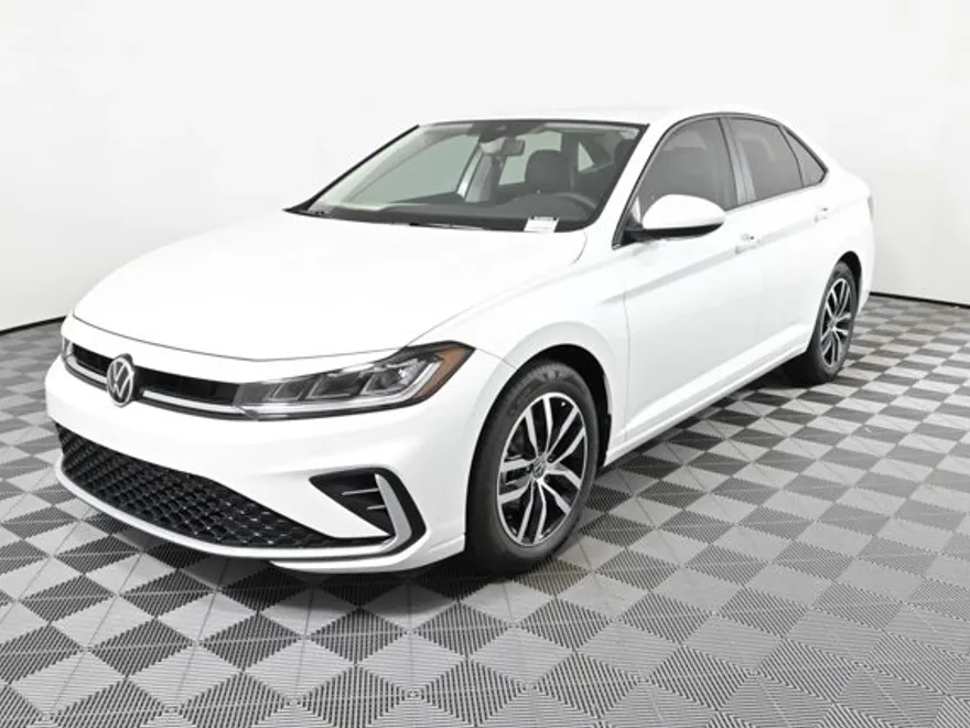2025 Volkswagen Jetta 1.5T SE photo 1