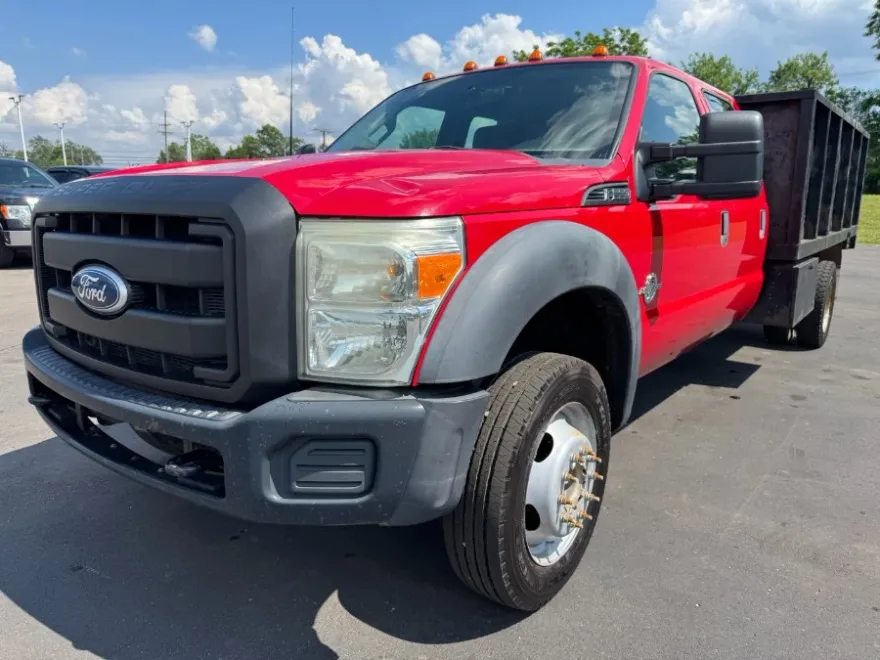 2011 Ford F-550 XL photo 1