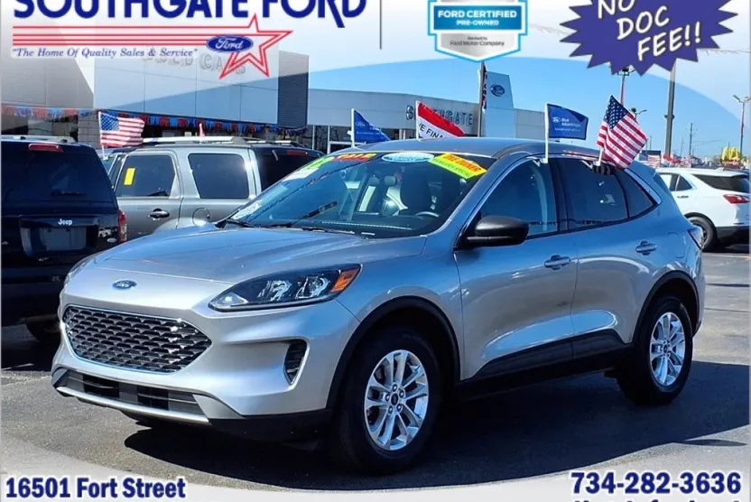2022 Ford Escape SE photo 1