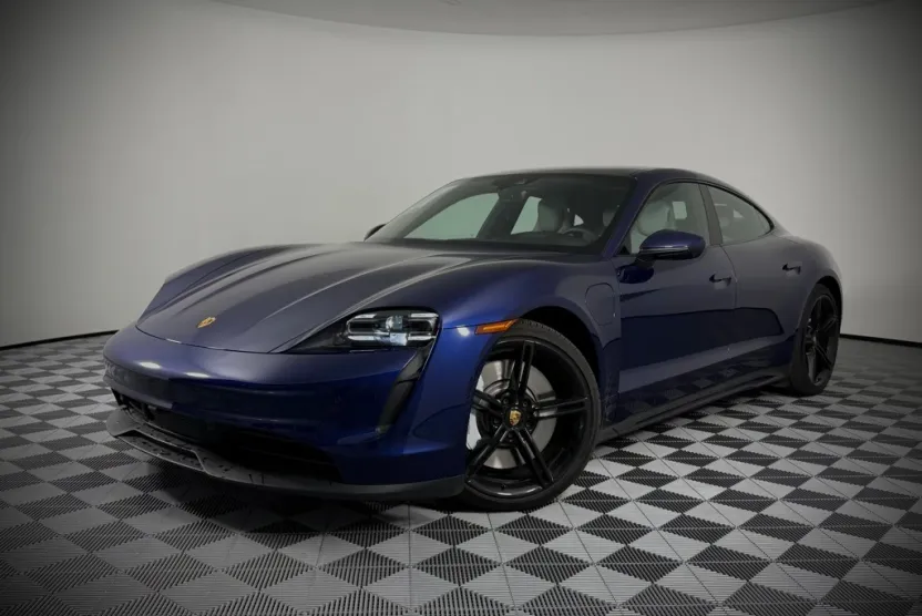 2024 Porsche Taycan photo 1