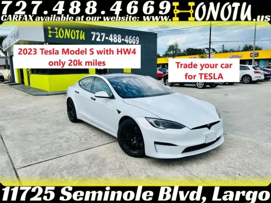 2023 Tesla Model S photo 1