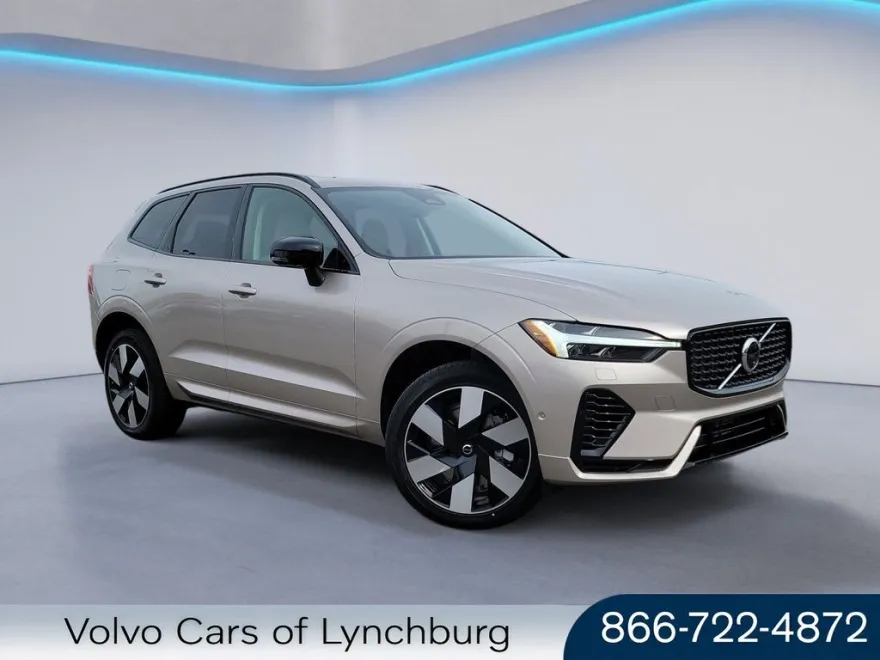 2025 Volvo XC60 Hybrid T8 Plus photo 1