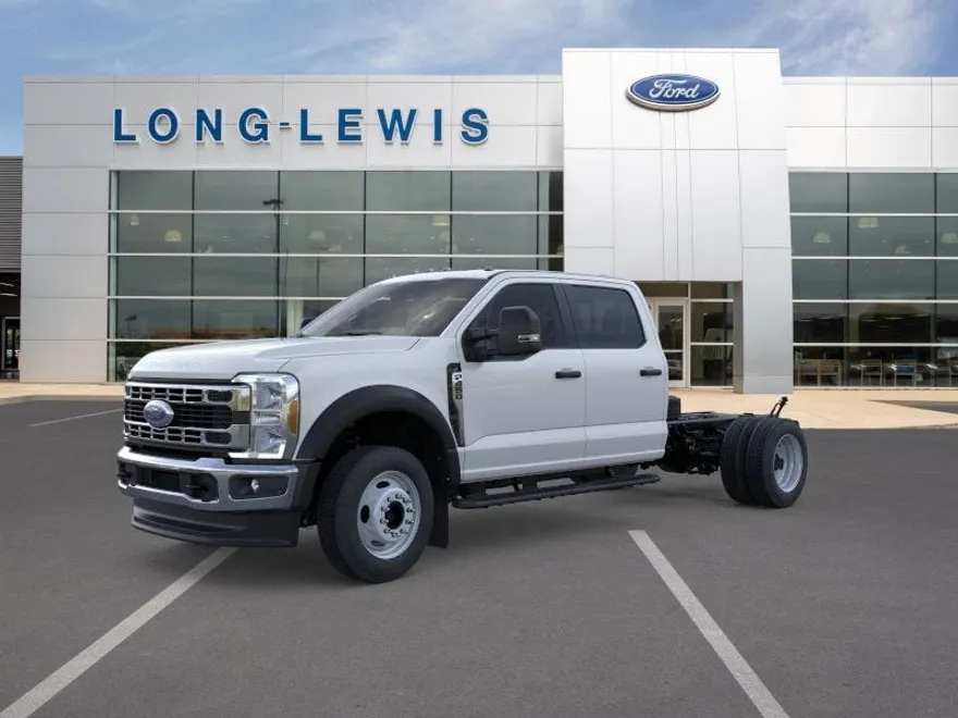 2025 Ford F-450 photo 1