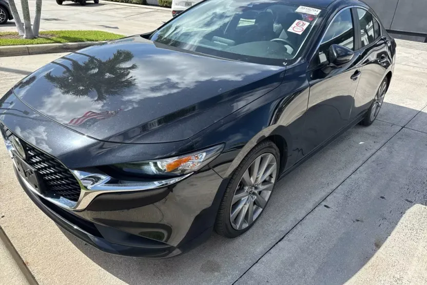 2022 Mazda Mazda3 Select photo 1