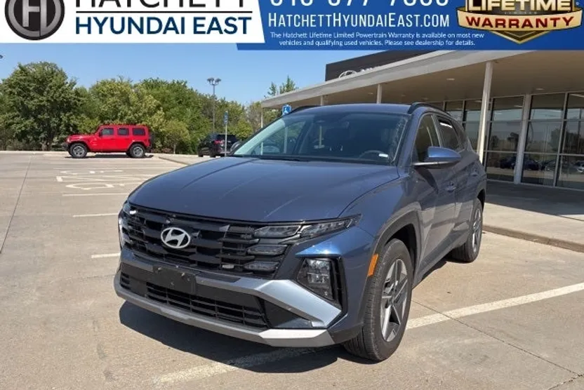 2025 Hyundai Tucson SEL photo 1