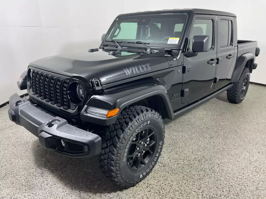 2025 Jeep Gladiator Willys photo 1