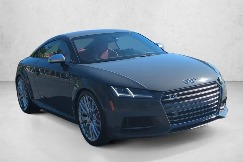 2016 Audi TTS Coupe photo 1