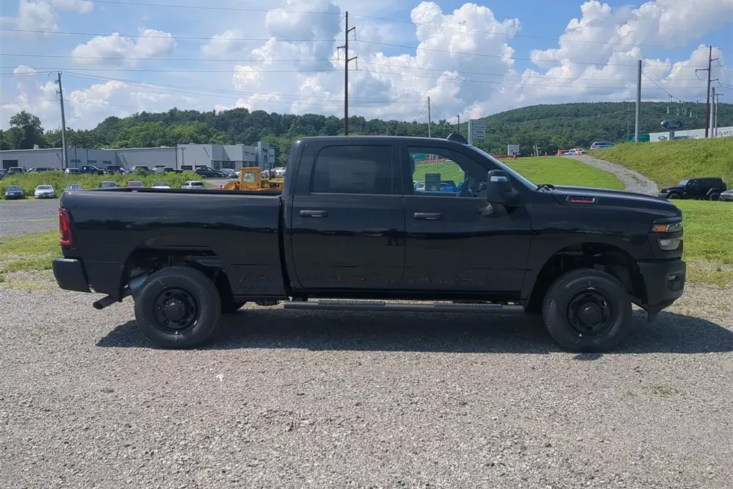 2025 Ram 2500 Tradesman photo 1