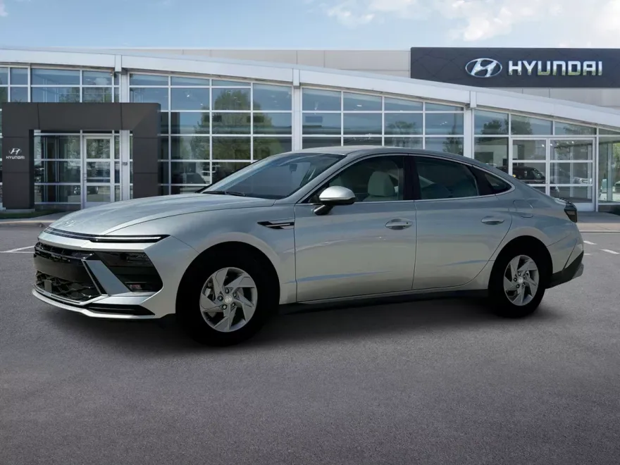 2025 Hyundai Sonata SE photo 1
