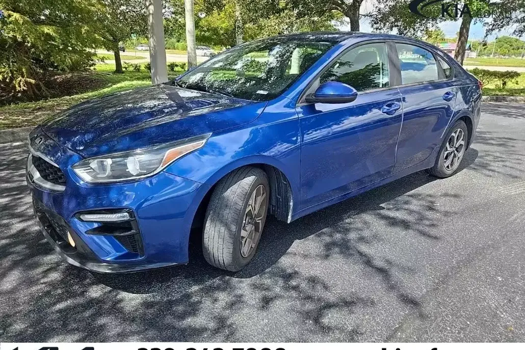2020 Kia Forte LXS photo 1