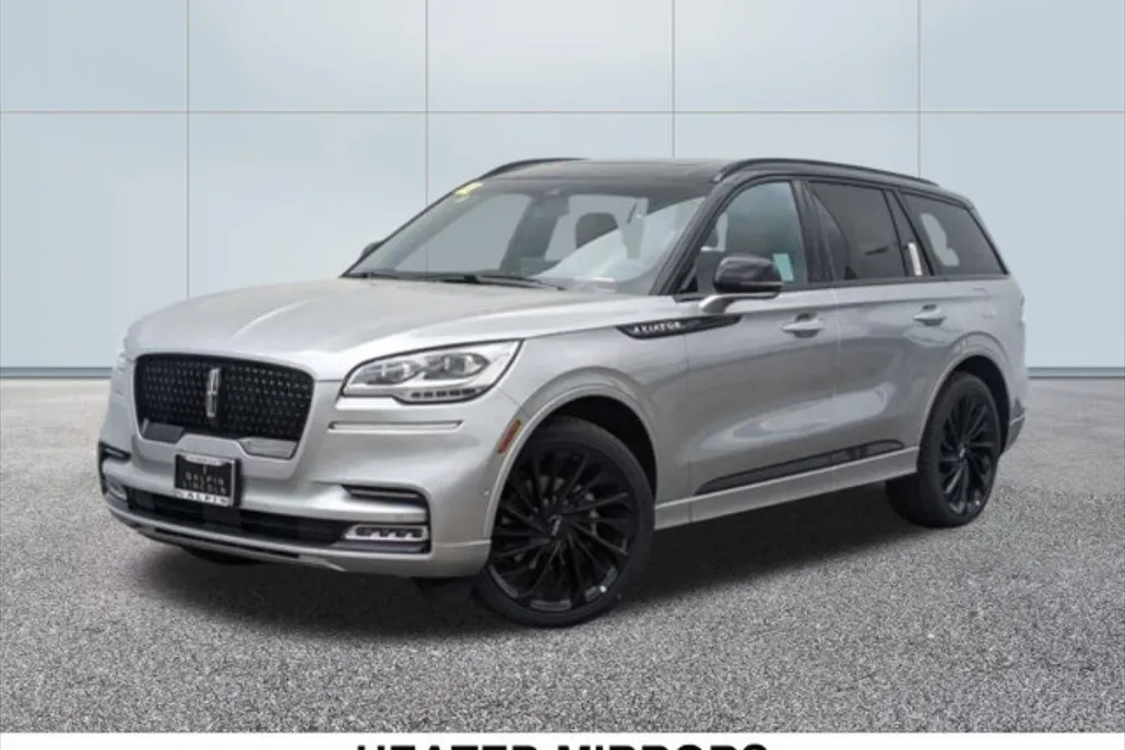 2023 Lincoln Aviator Black Label photo 1
