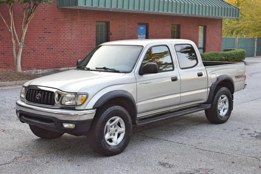 2004 Toyota Tacoma V6 photo 1