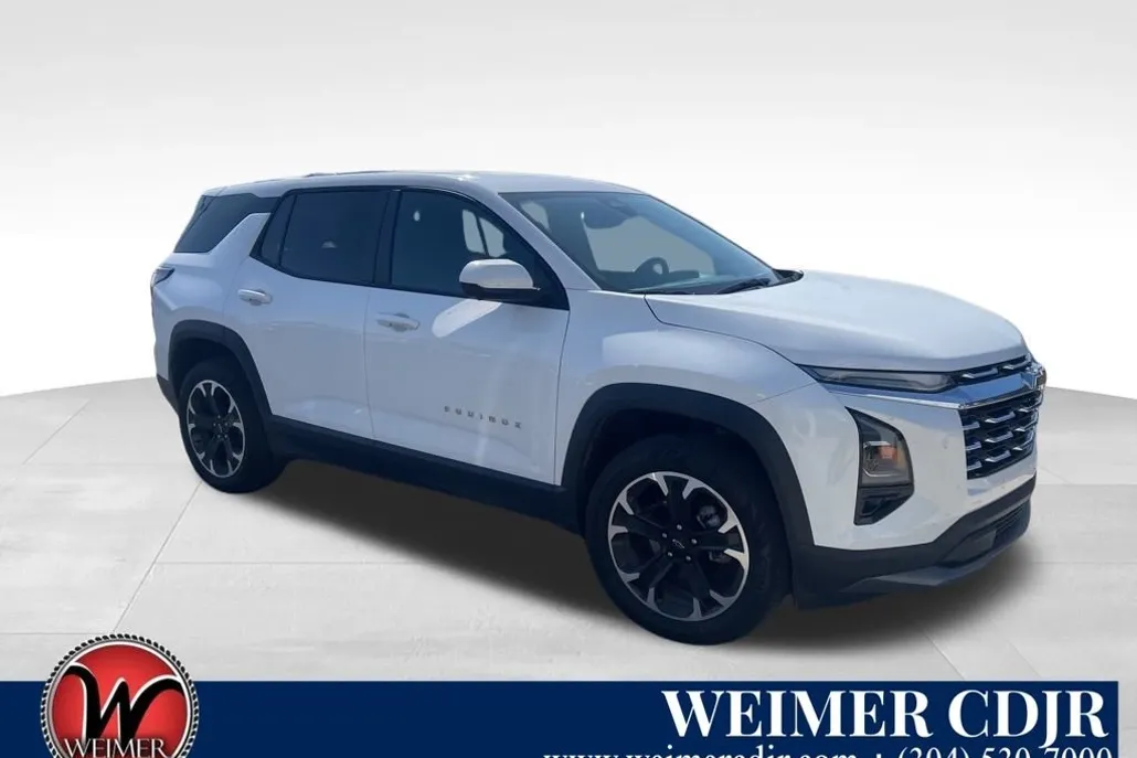2025 Chevrolet Equinox LT photo 1