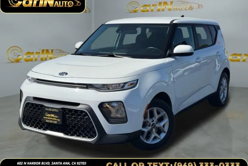 2020 Kia Soul LX S X-Line photo 1