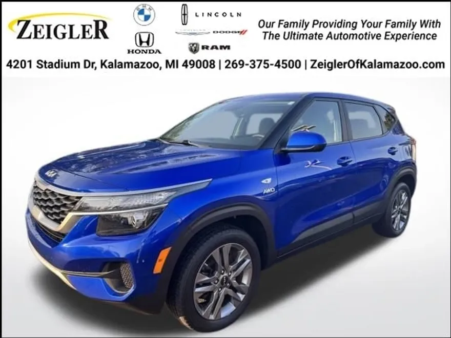2022 Kia Seltos LX photo 1