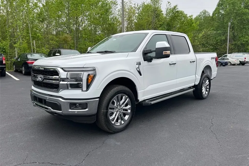 2025 Ford F-150 Lariat photo 1