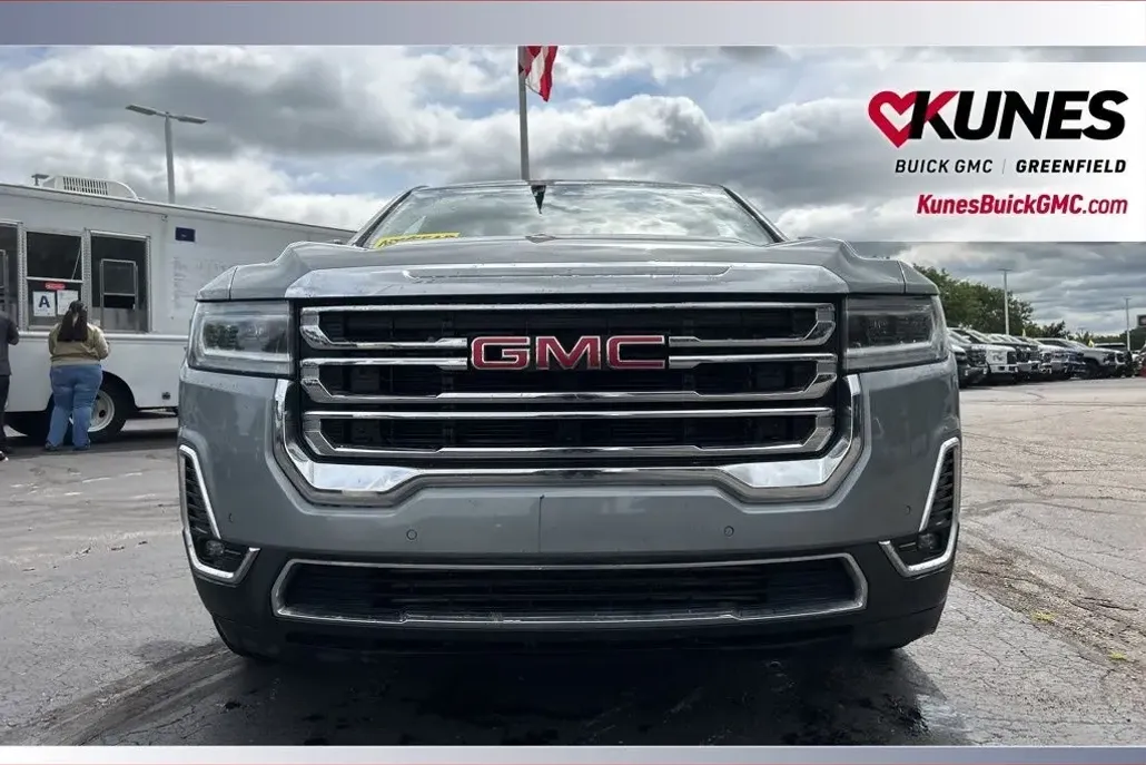 2023 Gmc Acadia SLT photo 1